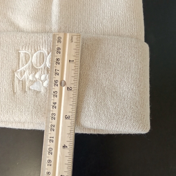 DOG MOM KHAKI BEANIE CAP - Picture 6 of 8